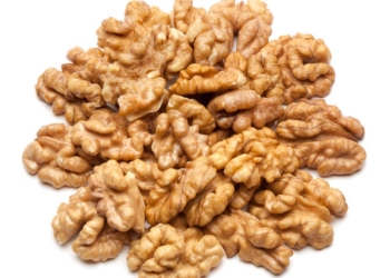 GIR ORGANICS SHELL LESS WALNUTS (AKHROT)